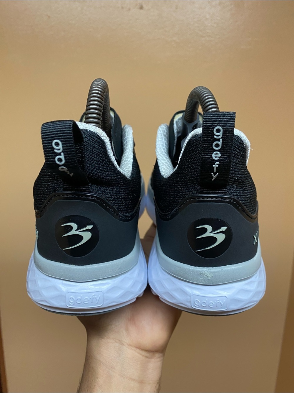 Gravity Defyer G-Defy XLR8 Women’s Running Sneakers “Black White Silver” Size 7 - Picture 13 of 17